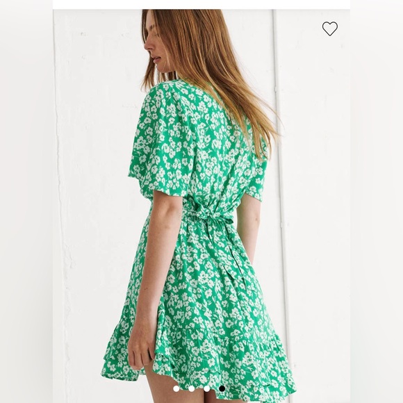 Ghanda Cascade dress - Picture 2 of 2